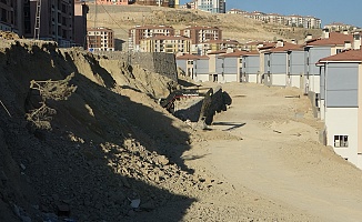 Şantiye Alanında Top Mermisi Bulundu