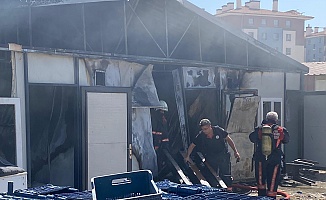 Malatya'da Şantiyede Korkutan Yangın