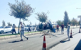 Virajı Alamayan Araç Takla Attı, 1 Yaralı