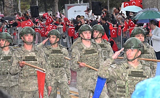 Cumhuriyetin 102. Yılı Malatya’da Coşkuyla Kutlandı