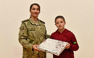 “Mehmetçik” Temalı Şiir Yarışmasında Dereceye Giren Öğrencilere Ödülleri Verildi