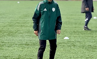 14 Yaşındaki Emir Süleyman Ataş A Takım Antrenmanında Yer Aldı