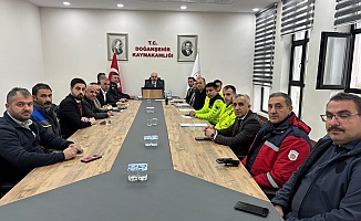 Doğanşehir Kış Tedbirleri Değerlendirme Toplantısı Gerçekleştirildi