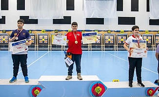 Malatyalı Utkan Demirci, Türkiye Salon Okçuluk Şampiyonu Oldu