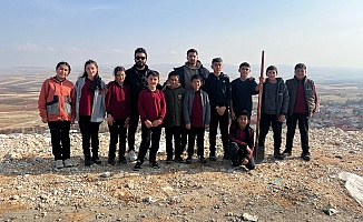 Yeniköy’de Öğretmen, Öğrenci ve Mahalleli Doğa İçin Seferber Oldu