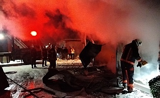 Katar Konteyner Kent’te Yangın!