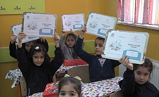 Malatya’da 151 Bin 899 Öğrenci Karne Alarak Tatile Girdi