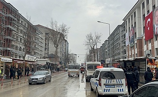 İnönü Caddesi'ndeki Konteyner İşyerleri Taşınıyor