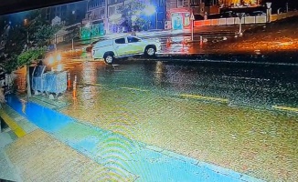 Trafiğin Ortasında Kuralları Hiçe Saydı