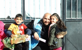 İhtiyaç Sahiplerine Gıda Ve Giyim Desteği