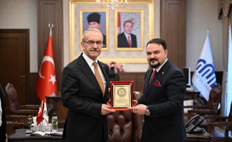 Vefa Derneği’nden Vali Seddar Yavuz’a Ziyaret ve Plaket