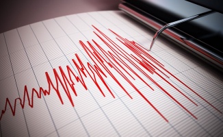 Erzincan Üzümlü'de Korkutan Deprem!