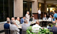Başkan Güder Kapalı Çarşı Esnafını Ziyaret Etti