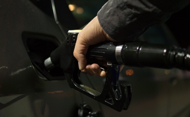 Benzine yine zam!