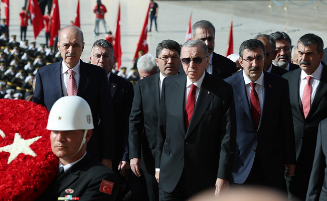 Cumhurbaşkanı Erdoğan Anıtkabir#039;i Ziyaret Etti