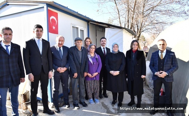 Hanife Yazıcıdan Şehit Ailelerine Ziyaret