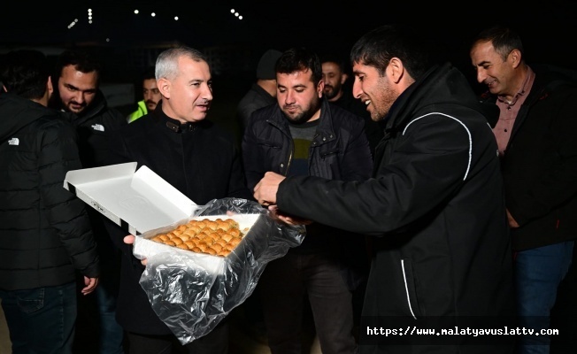 Millete Hizmet Yolunda Günün Her Saatinde Çalışıyoruz”
