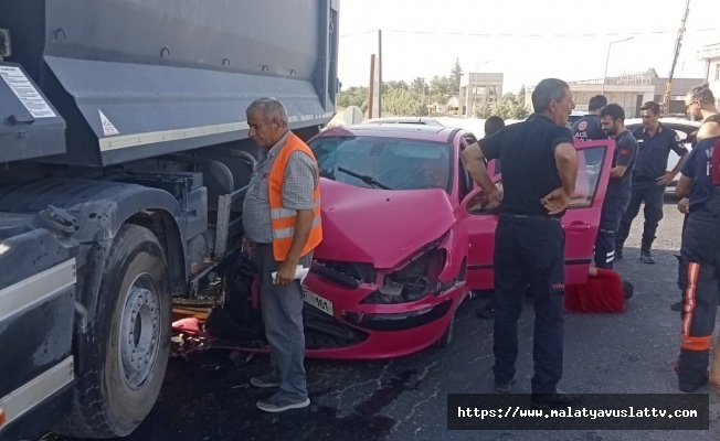 Malatya#039;da 3 Ayrı Trafik Kazası: 5 Yaralı